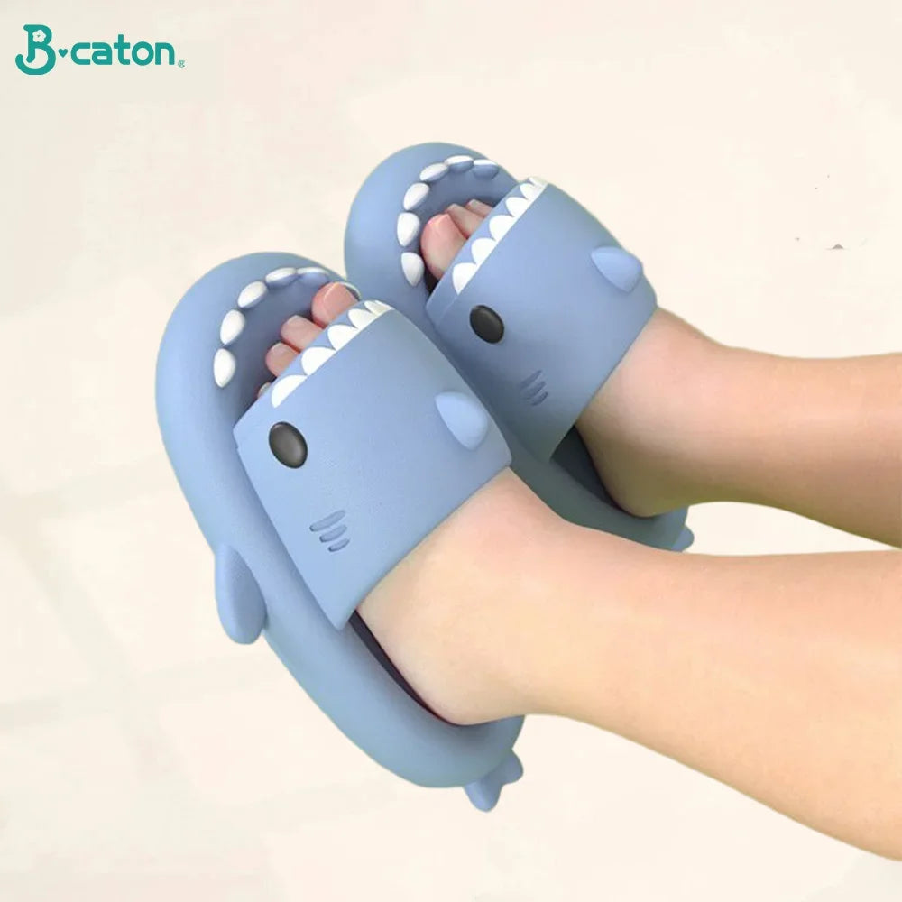 Zapatillas de tiburón para niños