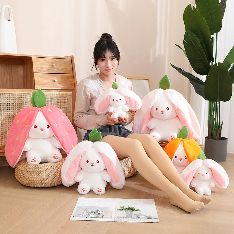 Peluche de conejo de zanahoria y fresa