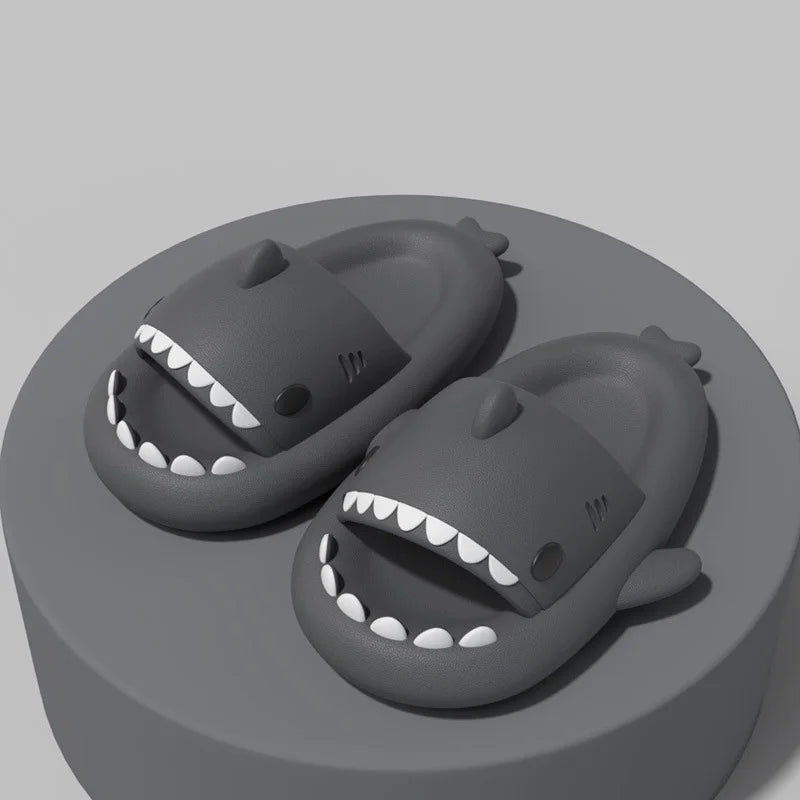 Zapatillas de tiburón para niños