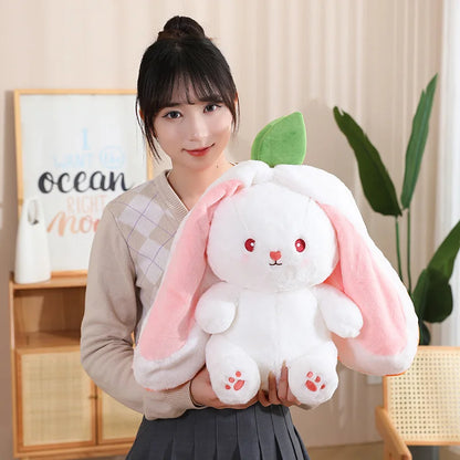 Peluche de conejo de zanahoria y fresa