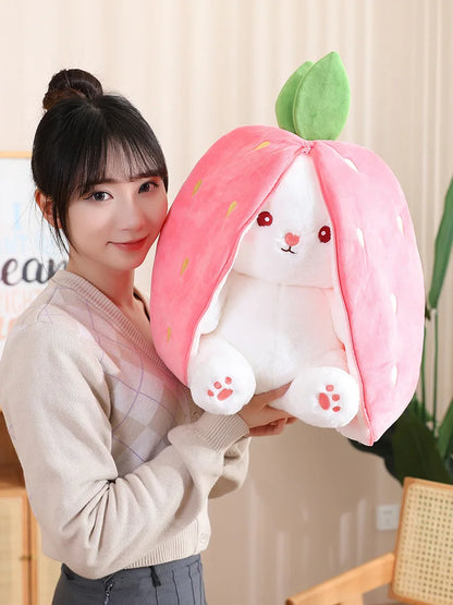 Peluche de conejo de zanahoria y fresa